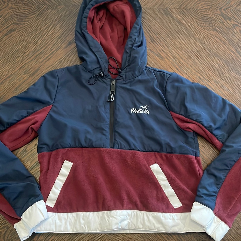 Hollister Maroon and blue lightweight Hoodie Jacket size Small
